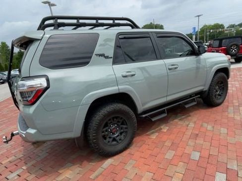 Used 2023 Toyota 4Runner TRD Off-Road Premium w/ Moonroof Package AWD/4WD image 9