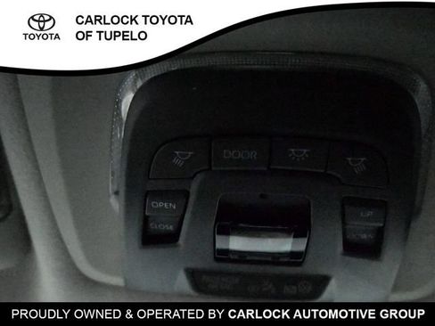 Used 2025 Toyota Corolla Cross XLE w/ Convenience Package AWD/4WD image 22