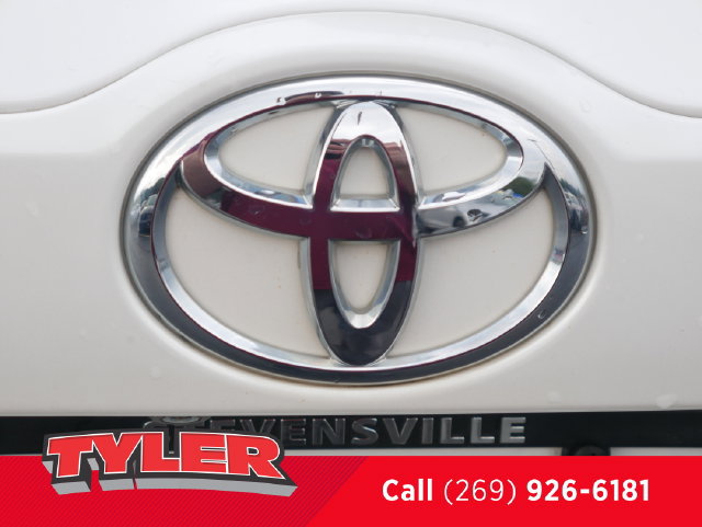 Used 2017 Toyota Highlander XLE AWD/4WD image 15