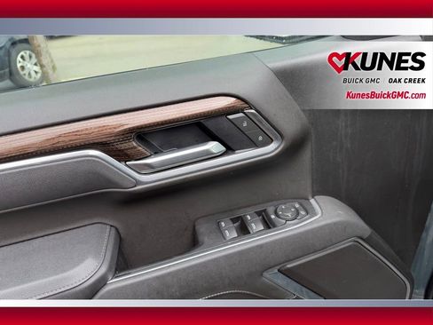 Used 2025 Chevrolet Silverado 1500 LT AWD/4WD image 6
