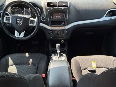 Used 2014 Dodge Journey SE w/ Flexible Seating Group image 6