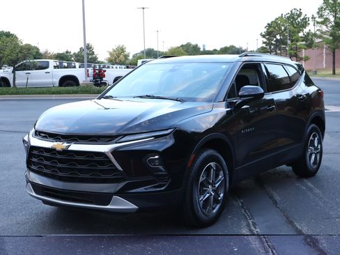 Used 2024 Chevrolet Blazer LT w/ Convenience Package FWD image 27