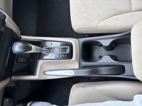 Used 2013 Honda Civic LX image 25