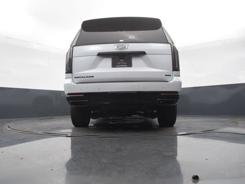 Certified 2026 Cadillac Escalade ESV Platinum Sport w/ LPO, ONYX Package AWD/4WD image 54