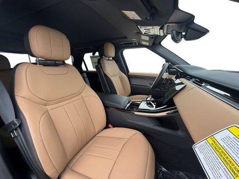 New 2026 Land Rover Range Rover Sport Dynamic SE AWD/4WD image 16