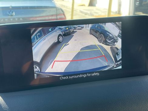 Used 2025 MAZDA CX-5 AWD 2.5 S w/ Select Package image 17