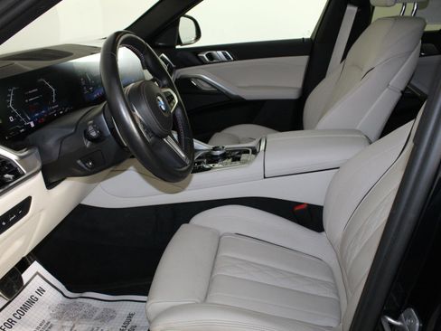 Certified 2024 BMW X6 M60i w/ Dynamic Handling Package image 5