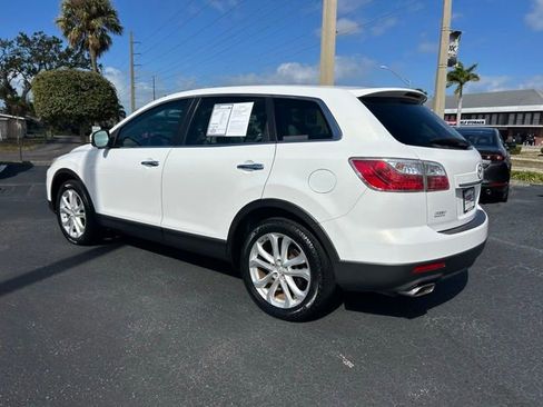 Used 2011 MAZDA CX-9 Grand Touring w/ Moonroof & Bose Audio Pkg image 4