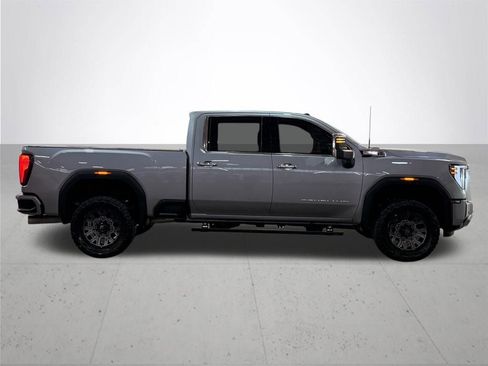 Used 2024 GMC Sierra 2500 Denali w/ Denali Reserve Package image 9