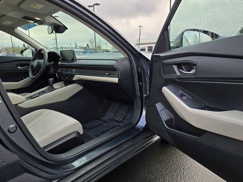 Certified 2024 Honda Accord EX image 13
