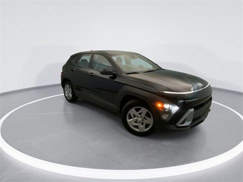 Used 2026 Hyundai Kona SE image 6