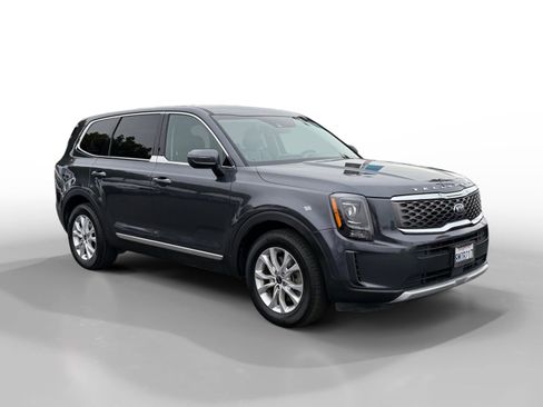 Certified 2020 Kia Telluride LX image 7