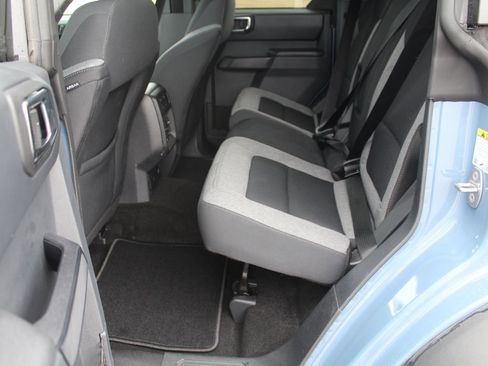 Used 2025 Ford Bronco Big Bend image 4