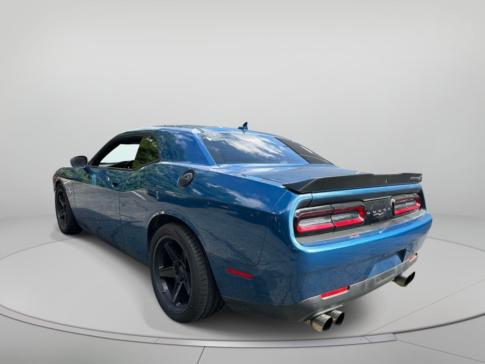 Used 2023 Dodge Challenger R/T Scat Pack w/ Plus Package RWD image 3