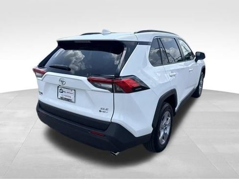 Used 2025 Toyota RAV4 XLE w/ Convenience Package AWD/4WD image 5