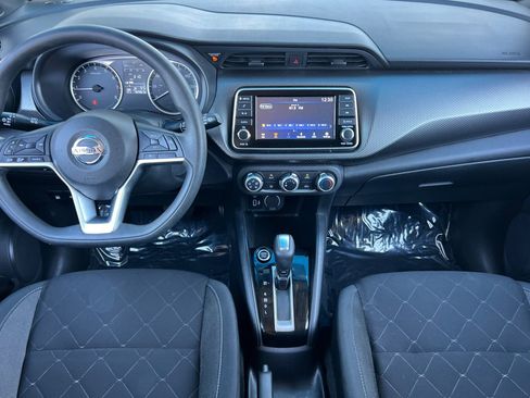 Used 2020 Nissan Kicks S FWD image 16