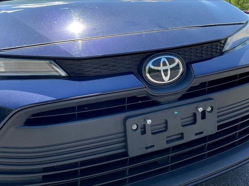 Used 2024 Toyota Corolla LE image 32