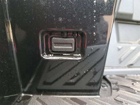 New 2025 GMC Hummer EV 2X w/ Extreme Off-Road Package image 14