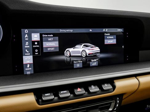 Used 2021 Porsche 911 Targa 4S Heritage Design image 78