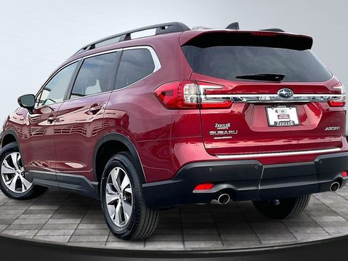 Certified 2025 Subaru Ascent Premium w/ Popular Package #2 AWD/4WD image 11