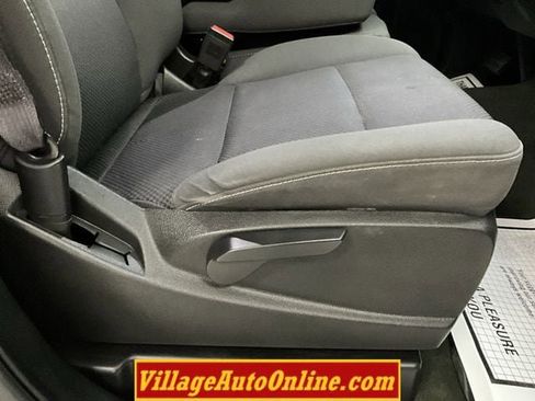 Used 2017 GMC Sierra 1500 SLE image 36