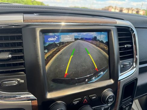 Used 2018 RAM 2500 Laramie w/ Off Road Package image 35