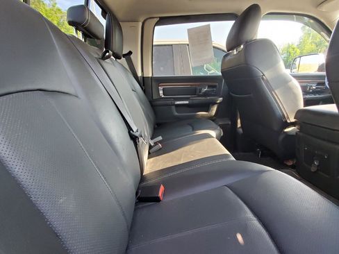 Used 2018 RAM 2500 Laramie AWD/4WD image 6