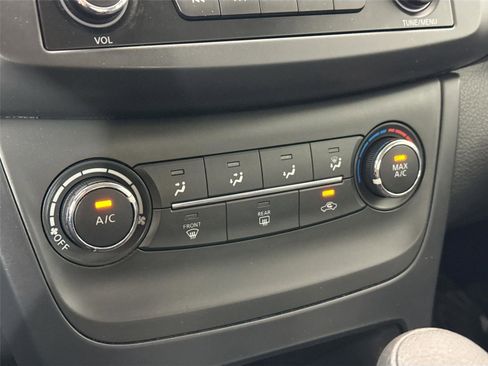 Used 2017 Nissan Sentra S w/ S Style Package FWD image 20