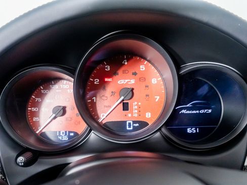 Used 2024 Porsche Macan GTS image 42