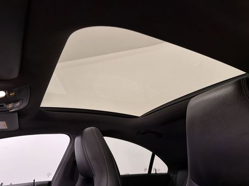 Used 2018 Mercedes-Benz CLA 250 image 13