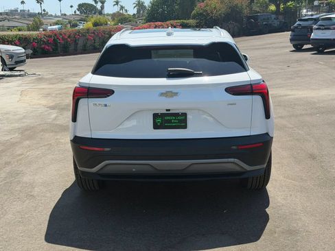 Used 2024 Chevrolet Blazer EV LT AWD/4WD image 5