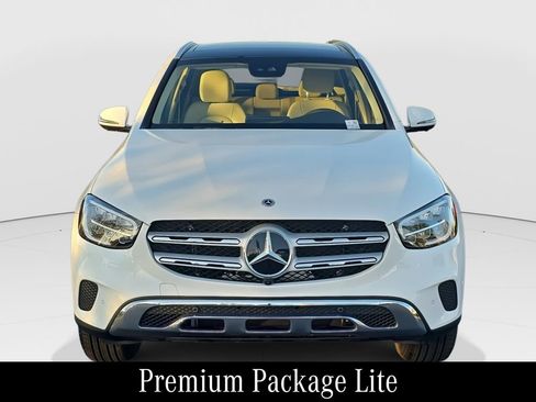 Certified 2022 Mercedes-Benz GLC 300 image 2