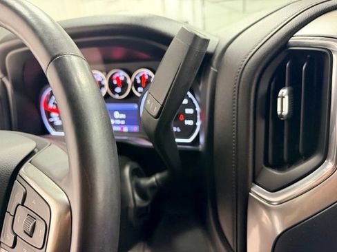 Used 2019 Chevrolet Silverado 1500 LT Trail Boss AWD/4WD image 14