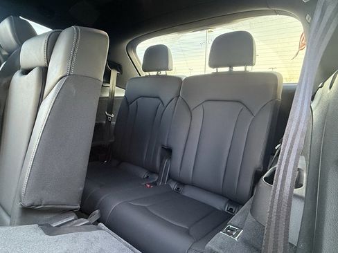 Used 2025 Audi Q7 3.0T Premium Plus image 27