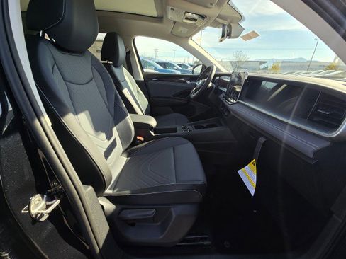New 2026 Volkswagen Tiguan SE AWD/4WD image 12