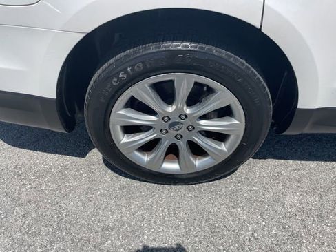 Used 2014 Lincoln MKT FWD image 14