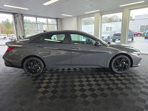 New 2026 Hyundai Elantra Sport image 4