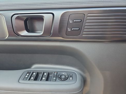 New 2025 Hyundai Santa Fe Calligraphy image 25