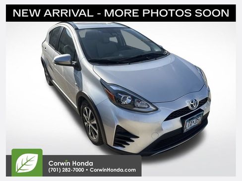 Used 2018 Toyota Prius C One w/ Carpet Mat Package FWD image 1
