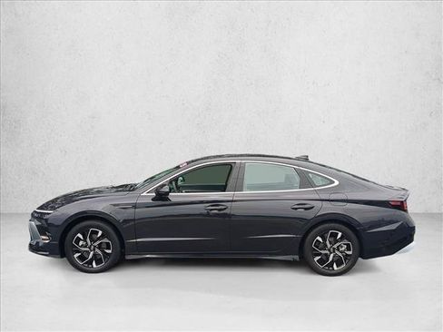 Used 2025 Hyundai Sonata SEL FWD image 9