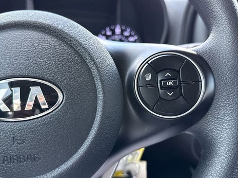 Used 2020 Kia Soul LX image 26