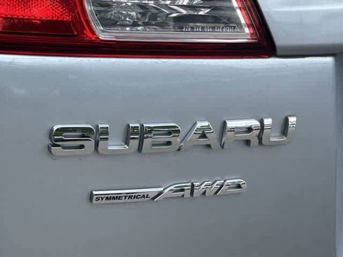 Used 2014 Subaru Outback 2.5i Premium AWD/4WD image 14