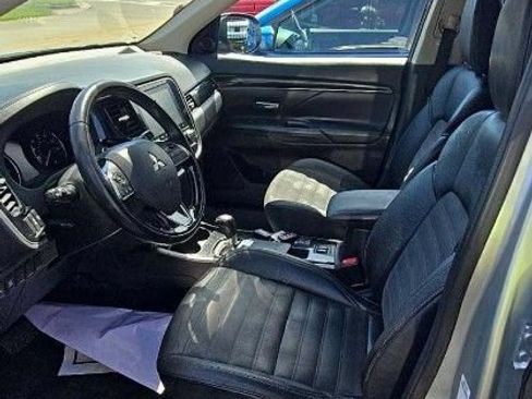 Used 2020 Mitsubishi Outlander LE FWD image 5
