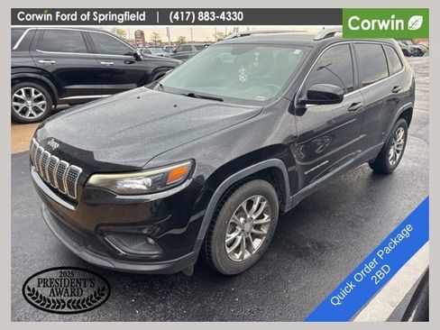 Used 2019 Jeep Cherokee Latitude Plus image 1