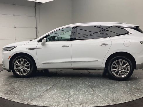 Certified 2024 Buick Enclave Essence w/ Experience Buick Package image 40