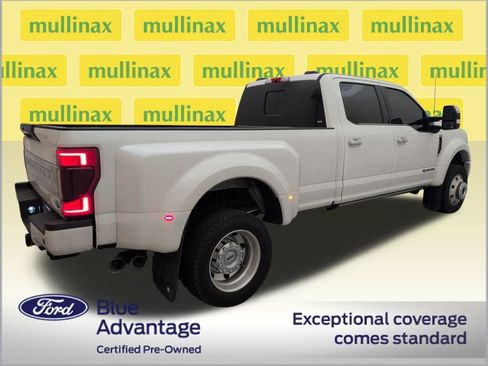 Certified 2022 Ford F450 Platinum w/ FX4 Off-Road Package image 3
