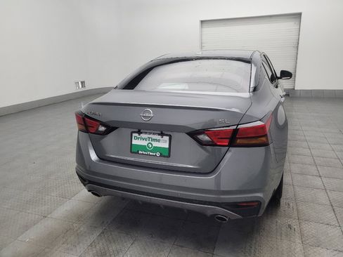 Used 2023 Nissan Altima 2.5 SL FWD image 7