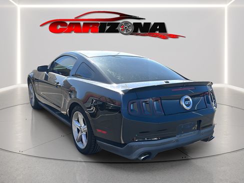 Used 2012 Ford Mustang GT Premium w/ HID Headlamps & Security Pkg RWD image 8