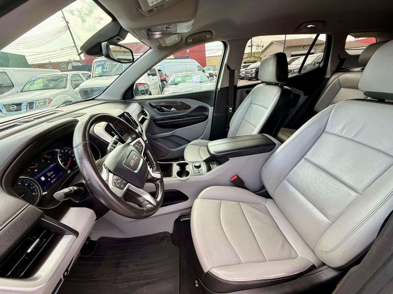 Used 2020 GMC Terrain SLT w/ Preferred Package FWD image 14