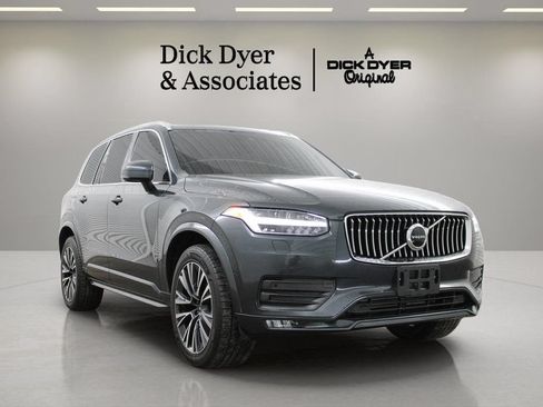 Used 2022 Volvo XC90 T5 Momentum w/ Climate Package FWD image 1